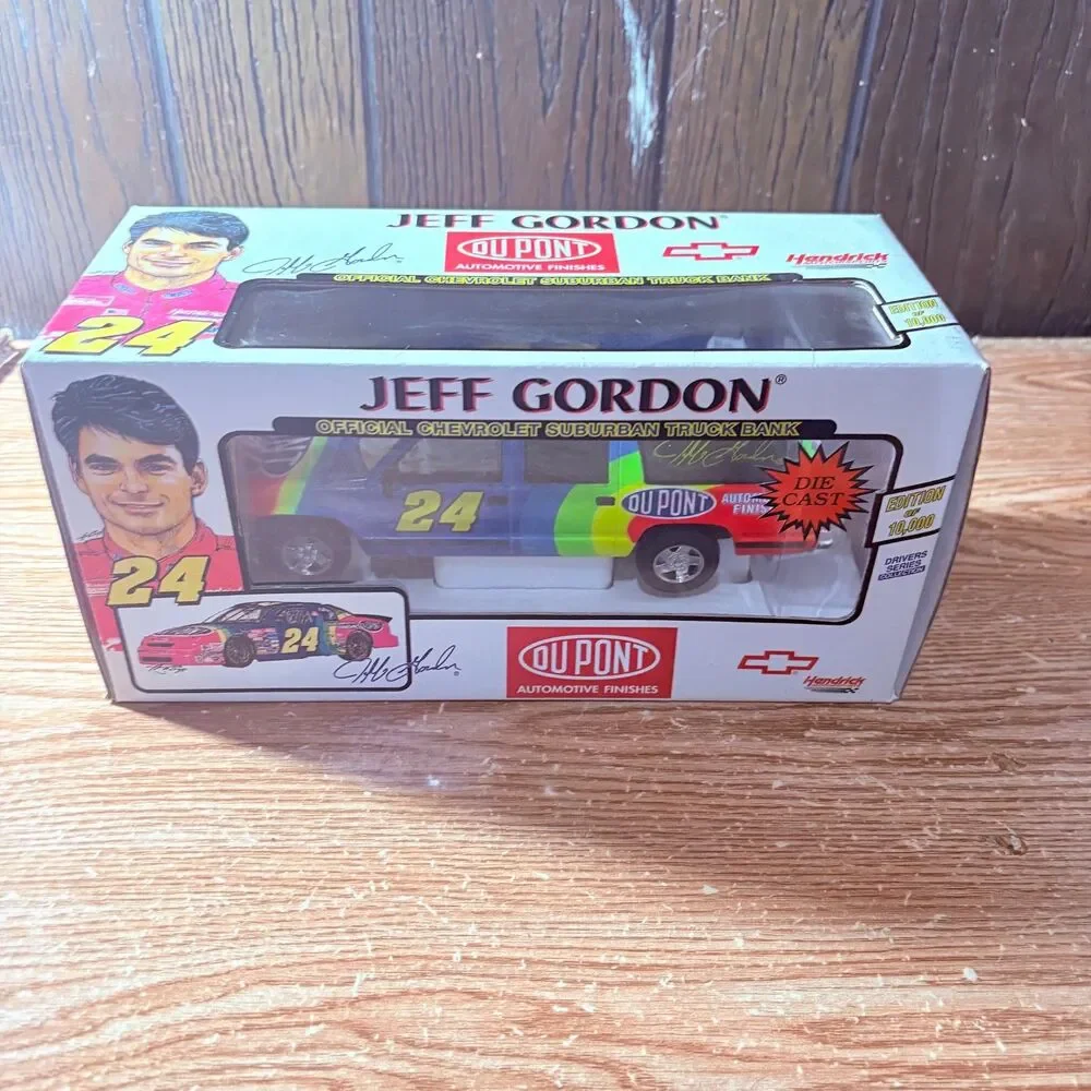 Brookfield Collectibles 1:24 Die Cast Jeff Gordan 24 Chevy Suburban Bank w/Box